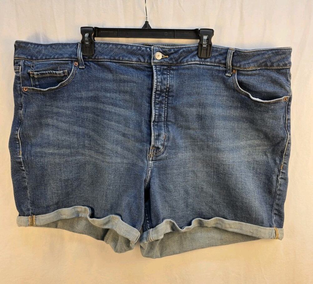 Old Navy Women's Size 28 Button Fly Shorts High Rise O.G. Straight Secret